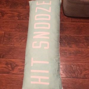 Reservable Vs Body Pillow